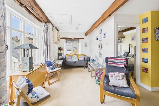4 Pixies Holt, Buller Street, Looe photo 2