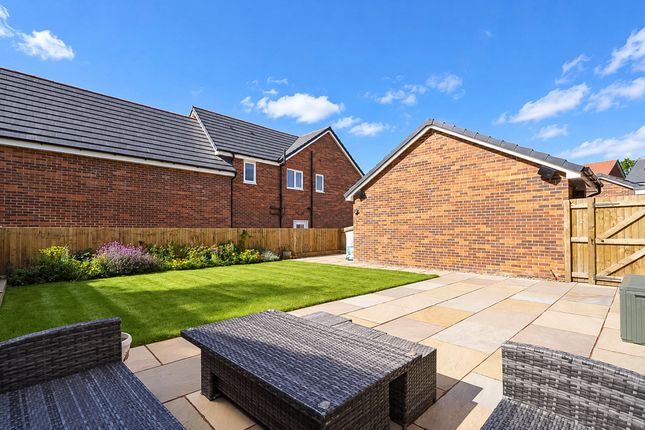 26 Duke Drive, Chorley photo 4