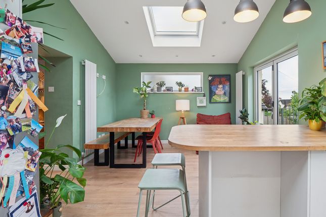 6 Blane Drive, Glasgow photo 3