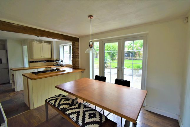7, Reeds Hill, Bracknell photo 2