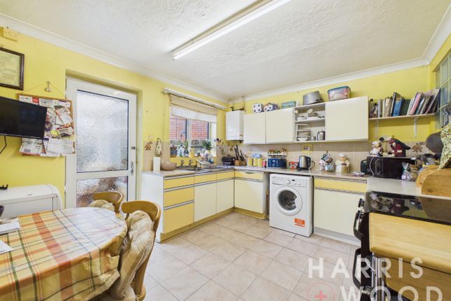 1A Boxted Road, Mile End, Essex photo 3