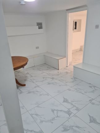 852b, Oxford Road, Reading photo 4