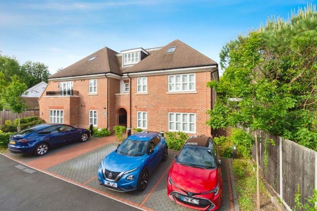 Thumbnail Flat for sale in 55 Hillcrest Road, Purley