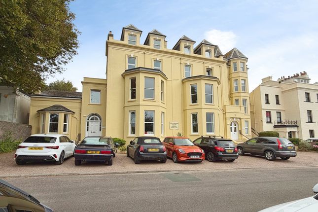 1-bed flat on Flat 6, Dolforgan Court, 2, Louisa Terrace, Devon, £1,000/mo