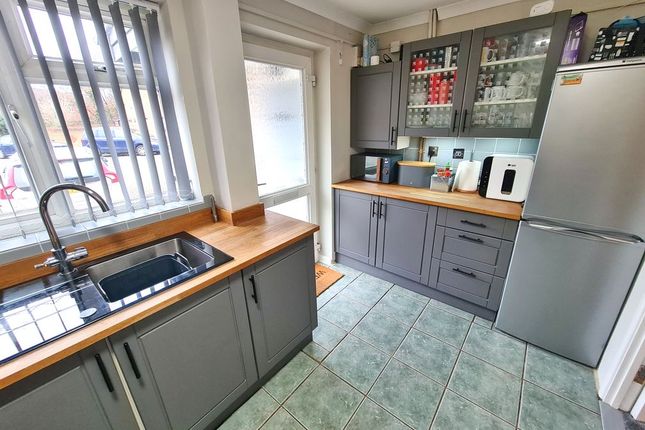 8, Rosewood Gardens, Southampton photo 3