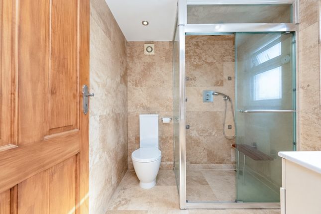 16, Flambard Road, Harrow photo 4