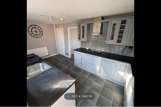 Kingswood Close, Chesterfield photo 3