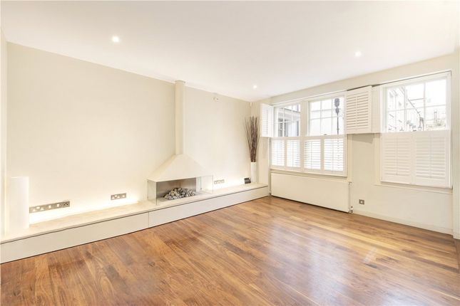 Mews house to rent in Thurloe Place Mews, London