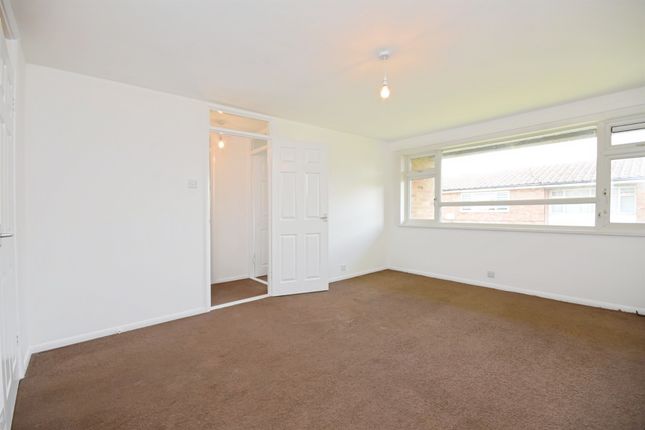 52, Archers Way, Chelmsford photo 2
