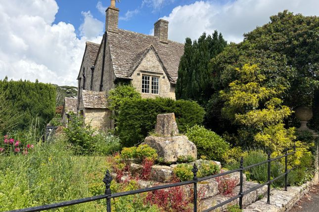 3-bed house on 7, Hatherop, Gloucestershire, £280,000