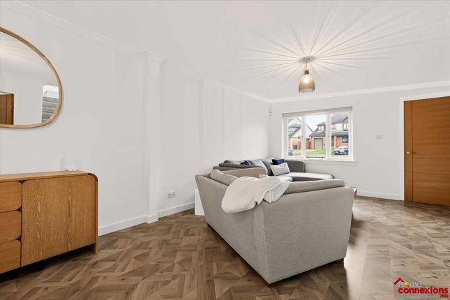 12, Kilpatrick Drive, Lindsayfield, EAST KILBRIDE photo 4