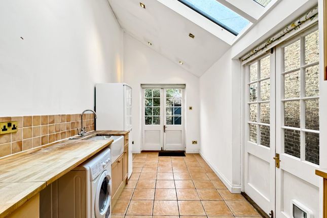 Terraced house for sale in Eden Street, Cambridge