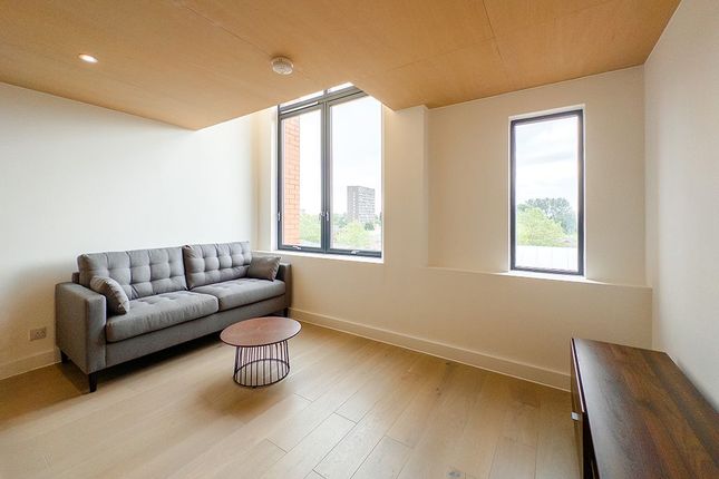 Apartment 3006 Sky Gardens, Manchester photo 4
