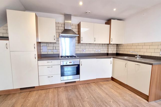 Flat 16, 1, Knightsbridge Court, Wells View Drive, Bromley photo 3