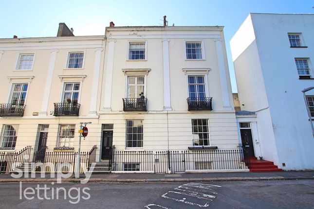 Flat to rent in Norfolk Square, Brighton