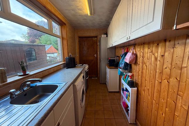 56 Livesey Branch Road, Blackburn photo 5