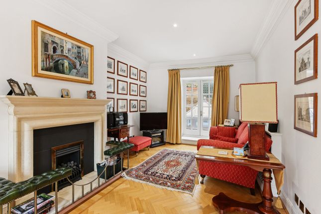 17, Farrier Walk, London photo 4