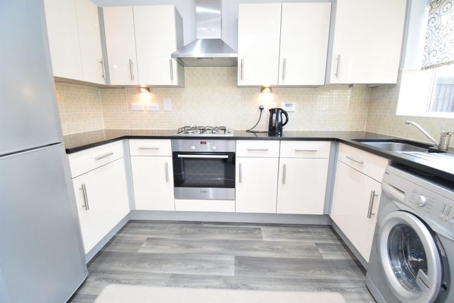 17, Hanson Court, Normanton photo 4
