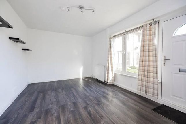2 Bed Double-Storey Flat with Garden, Fernhill Road, Aberdeen photo 5