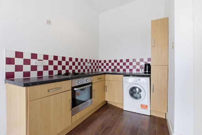 99E High Street, Renfrew photo 4