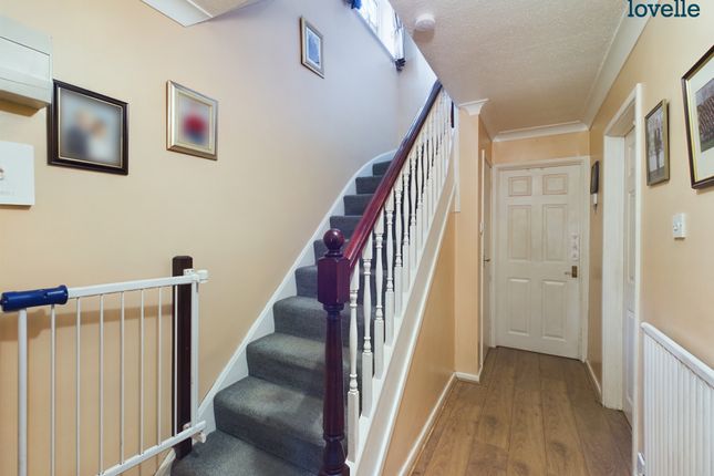 25, Lincoln Drive, Caistor photo 2