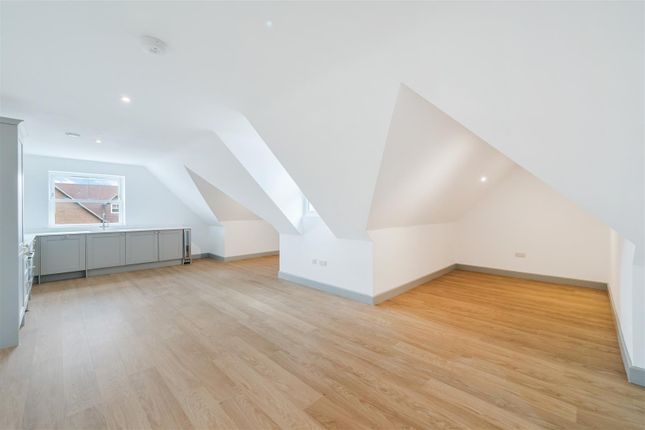 Flat 6, 57, Malden Road, Cheam photo 4