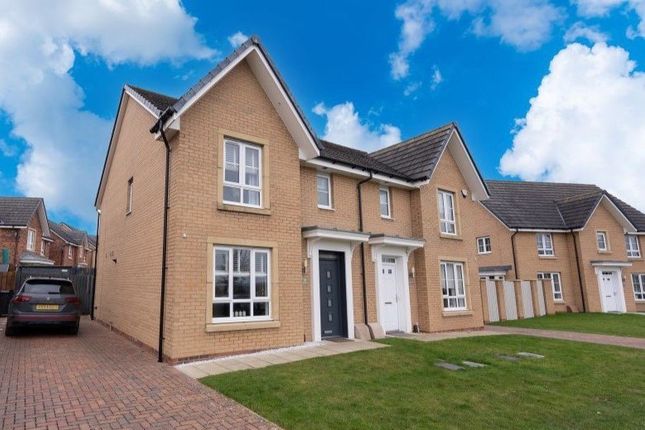 67 Skylark Wynd, Motherwell photo 2