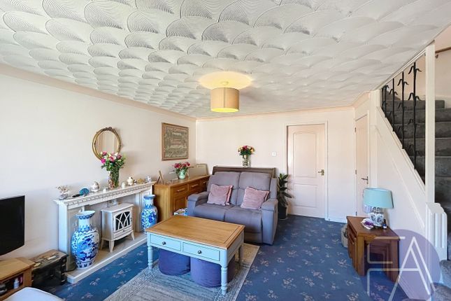 15 Ashdown Close, Southport, Merseyside photo 2