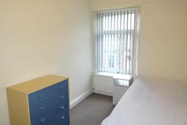 Shared accommodation to rent in Meadow Street, Treforest, Pontypridd