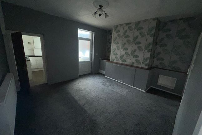 25, Sarah Street, Darwen photo 3