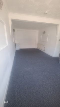 79a, Scotts Road, Southall photo 3