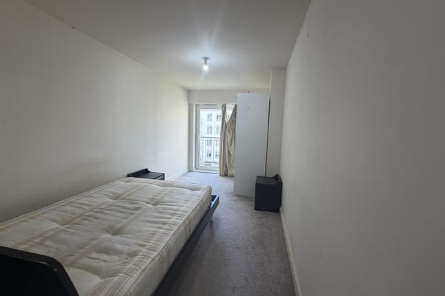 83, Amelia House, Colindale photo 5
