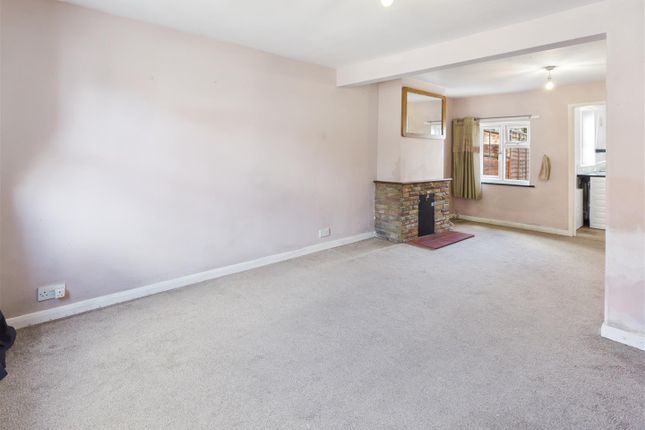 17, Raglan Street, Worcester photo 2