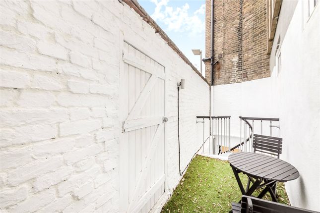 Semi-detached house to rent in Southwark Bridge Road, London