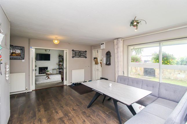 191, Wakefield Road, Dewsbury photo 3