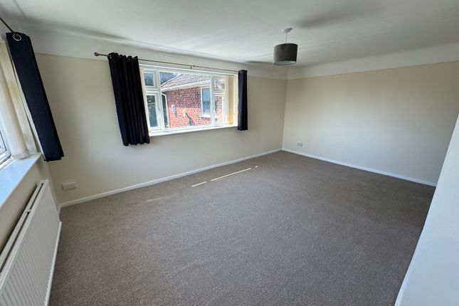 21, Hoggs Hill Lane, Formby photo 5