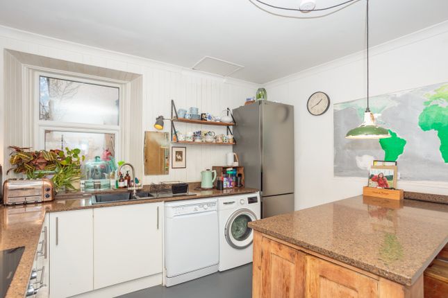 23a, Townhead Street, Thornhill photo 4
