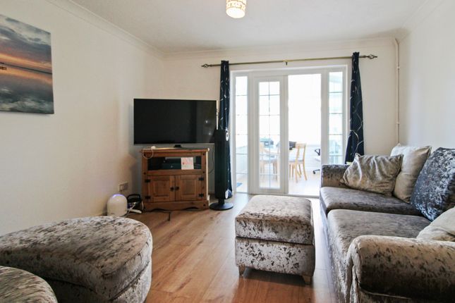 89 Broomfield Road, Herne Bay photo 3