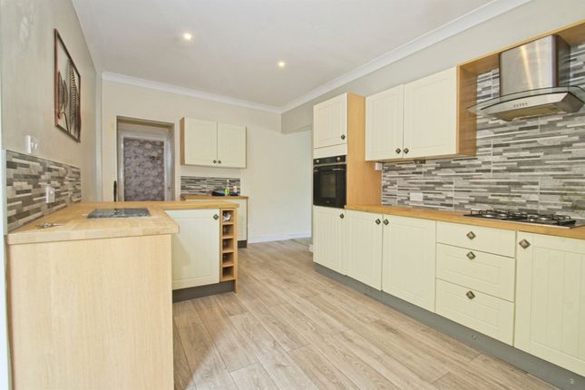 Rose Cottage, Park Road, Ebbw Vale photo 3