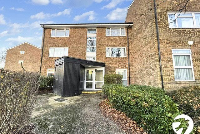 Thumbnail Flat to rent in Highlands Road, Orpington