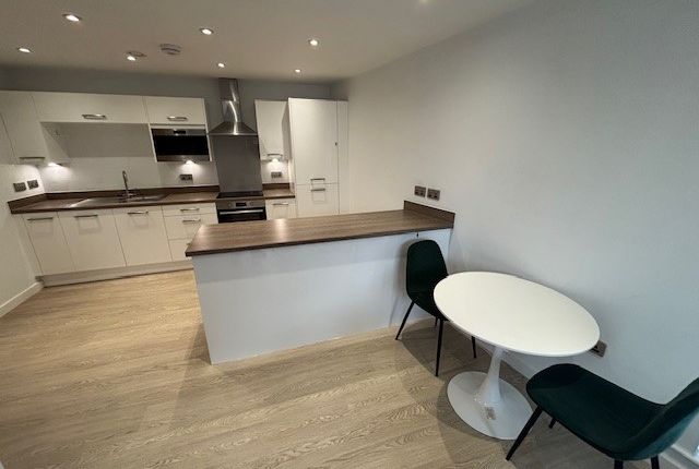 Apartment, Macclesfield photo 3
