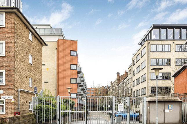 Flat for sale in Murray Grove, London