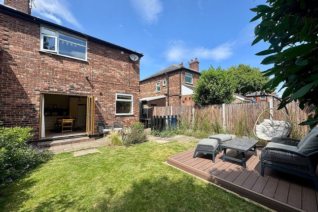 131 Rye Bank Road, Manchester photo 4