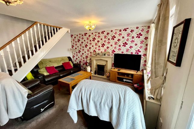 2 Cypress, Newport Pagnell photo 2