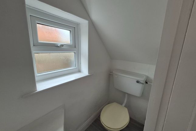 Grosvenor Road, Maghull photo 5