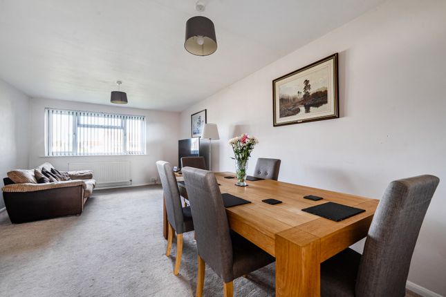 81, Abbotswood, Bristol photo 3