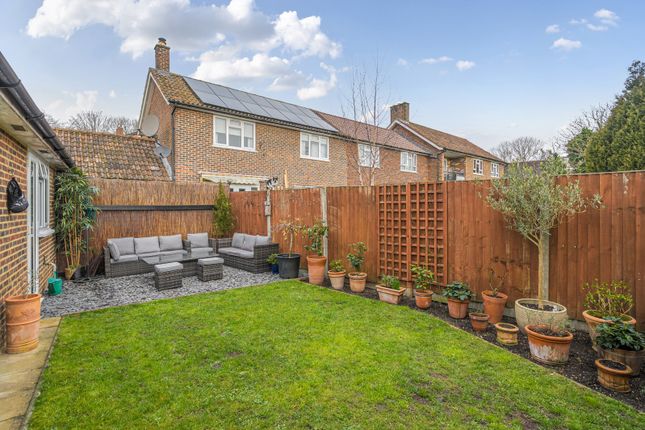 71, Sheenewood, London photo 4