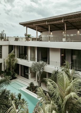 Villa for sale in Pantai Berawa, Jl. Pemelisan Agung, Tibubeneng, Kec. Kuta Utara, Kabupaten Badung, Bali 80361, Indonesia