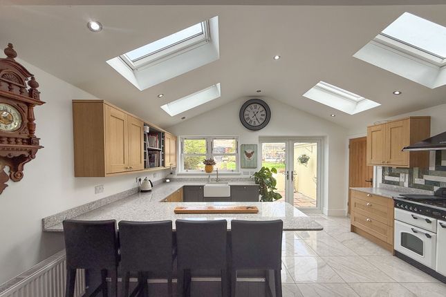 119 St. Julians Road, Newport photo 2
