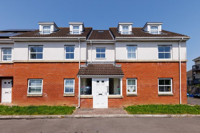 5, Sturmy Close, Bristol photo 2